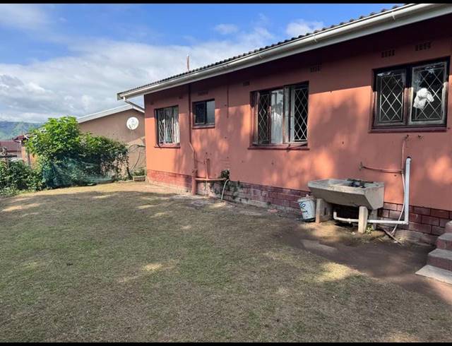 3 BEDROOM HOUSE FOR SALE IN KWANDENGEZI